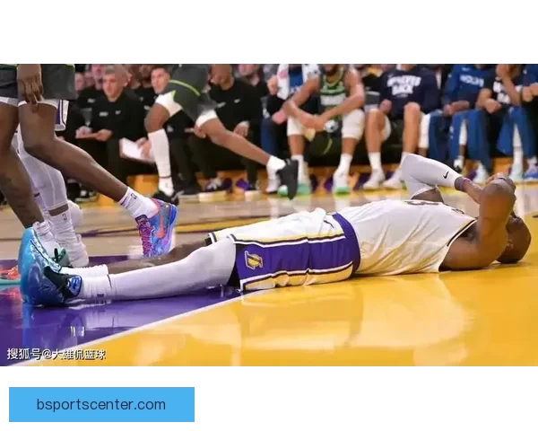 41岁詹姆斯连续11战出手受限为胜利转型却因裁判判罚无奈显落寞