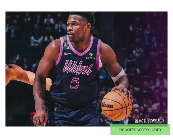 森林狼宣布麦克丹尼尔斯因左膝髌腱炎将进入每日观察名单