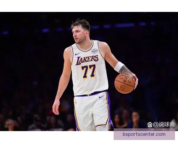 东契奇生涯单节得分20+32次追平哈登仅次库里科比历史第三