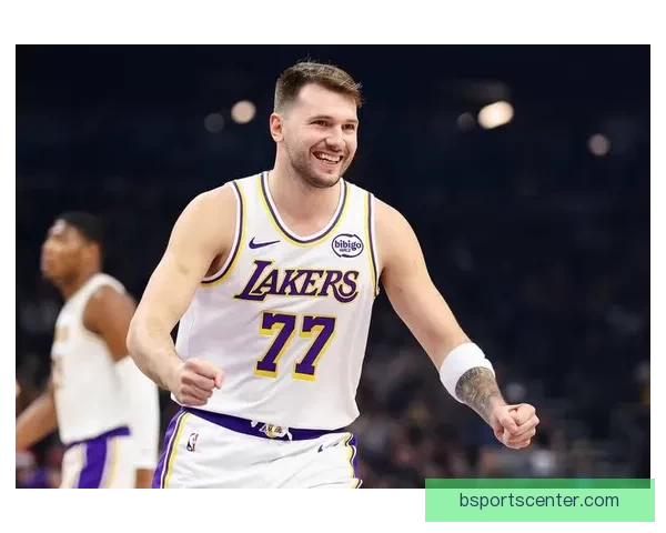 雷迪克称东契奇末节精彩发挥 詹姆斯状态让人自愧不如